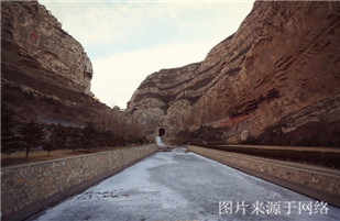http://2fwaww.4000500521.com//upimg/seot/t20171017163236933.jpg